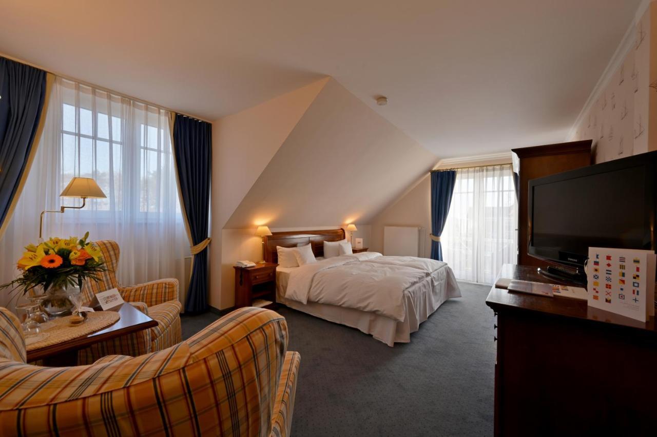 Hotel Meerlust Zingst Esterno foto