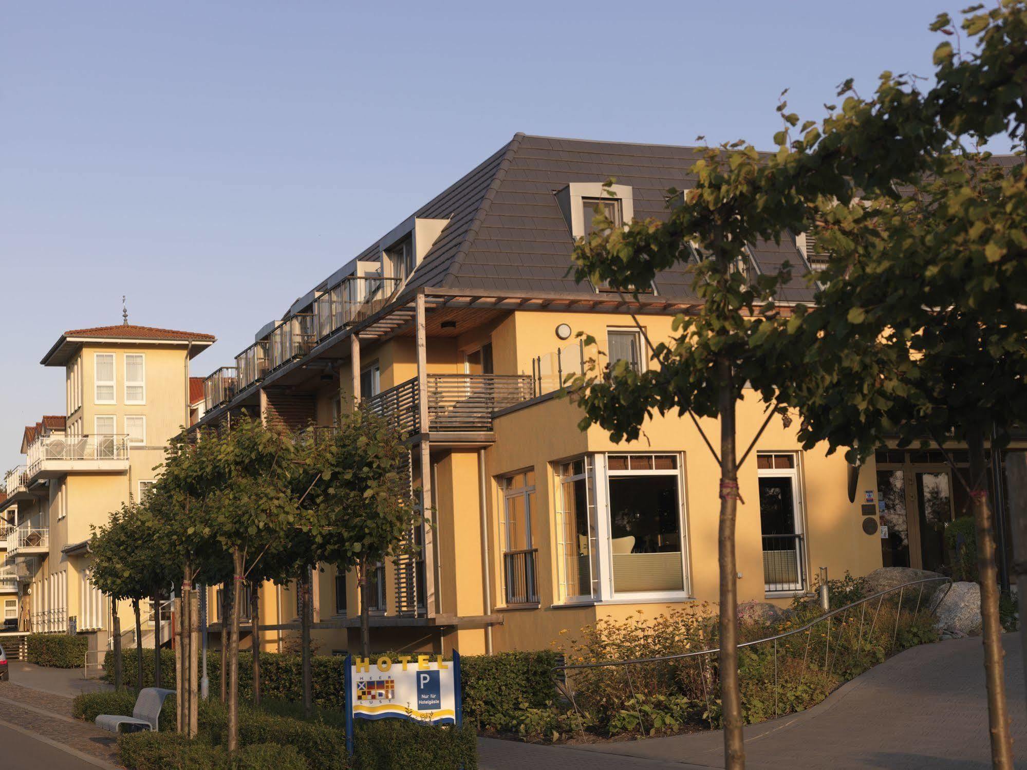 Hotel Meerlust Zingst Esterno foto