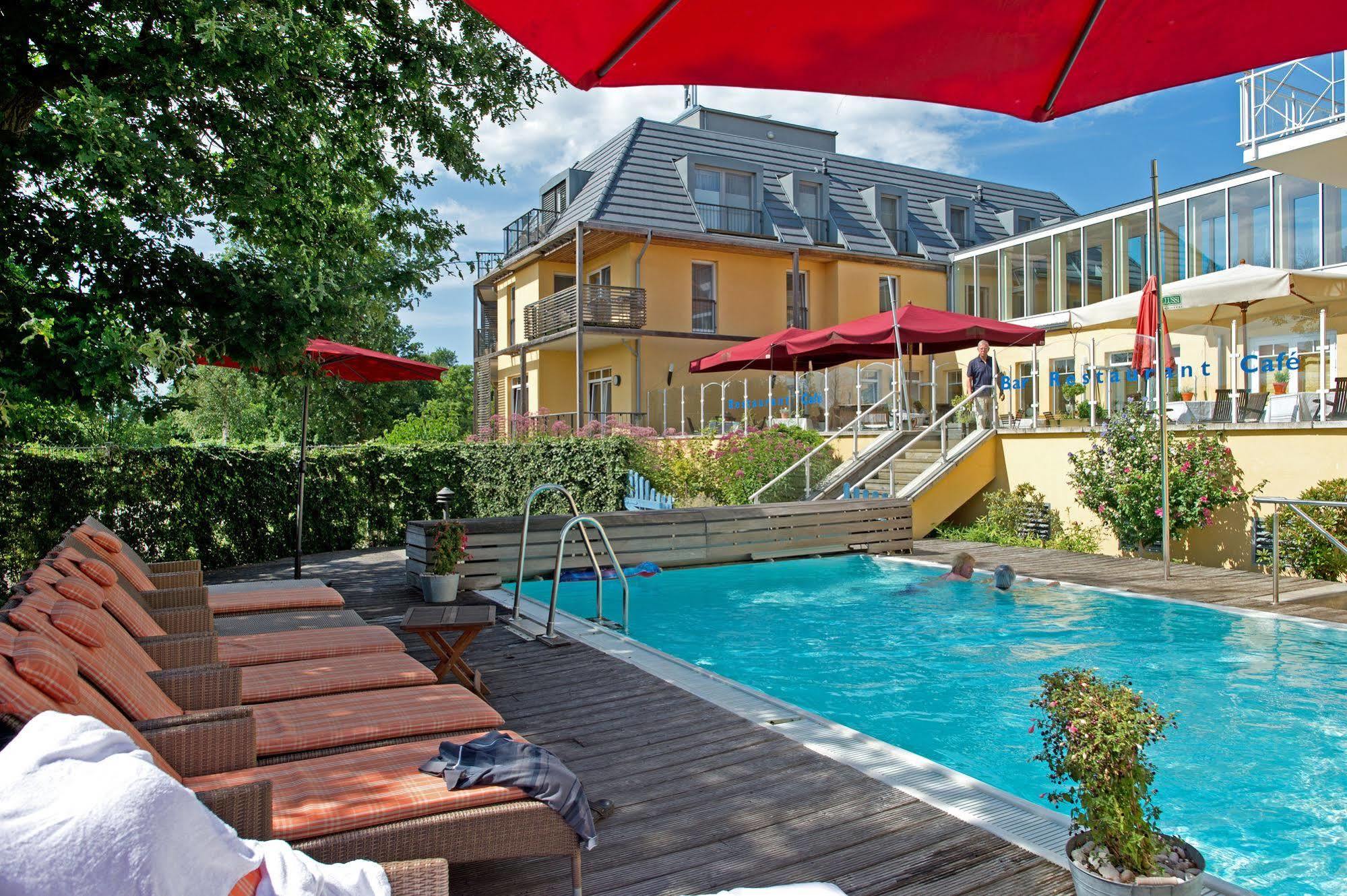 Hotel Meerlust Zingst Esterno foto