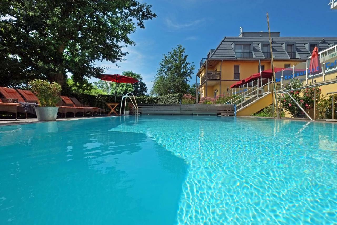Hotel Meerlust Zingst Esterno foto