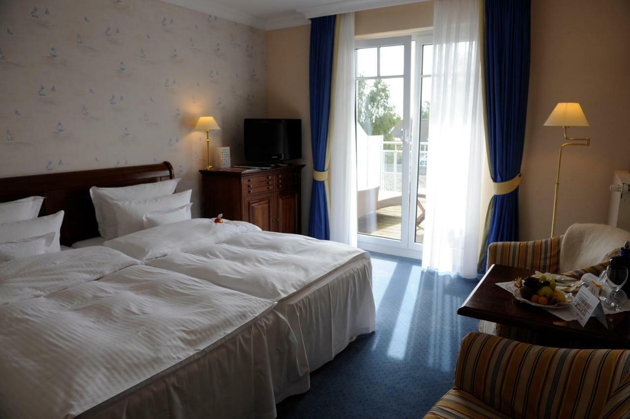 Hotel Meerlust Zingst Esterno foto